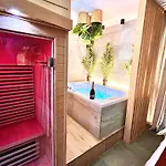 Apartment - Sauna Privatif Centre Parking Gratuit Troyes