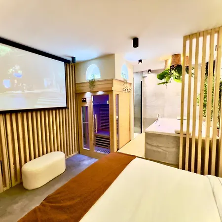 - Sauna Privatif Centre Parking Gratuit Troyes