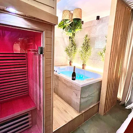 Appartement - Sauna Privatif Centre Parking Gratuit Troyes